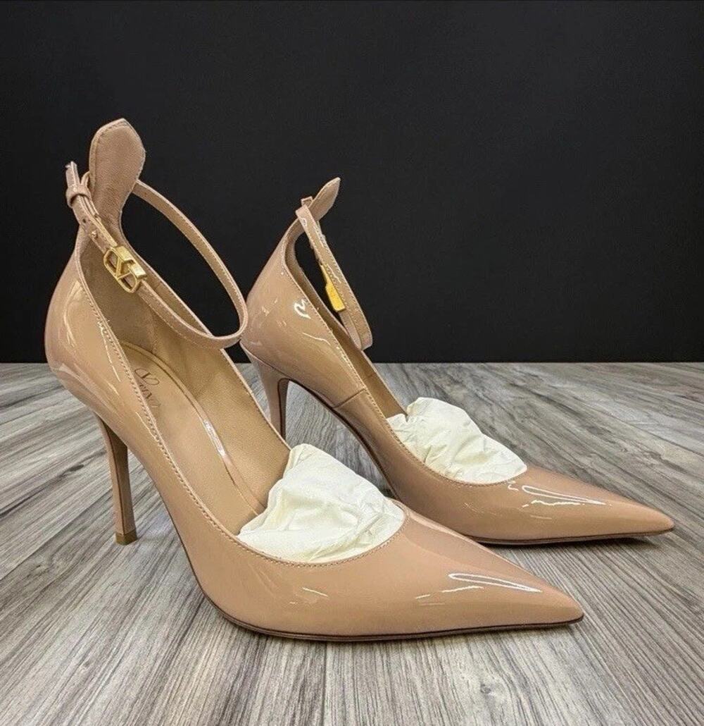 Valentino Garavani Rockstud Pumps Rose Cannelle Patent Leather US 10 EU 40 NEW